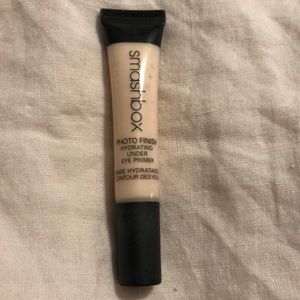 Smash box photo finish hydrating under eye primer
